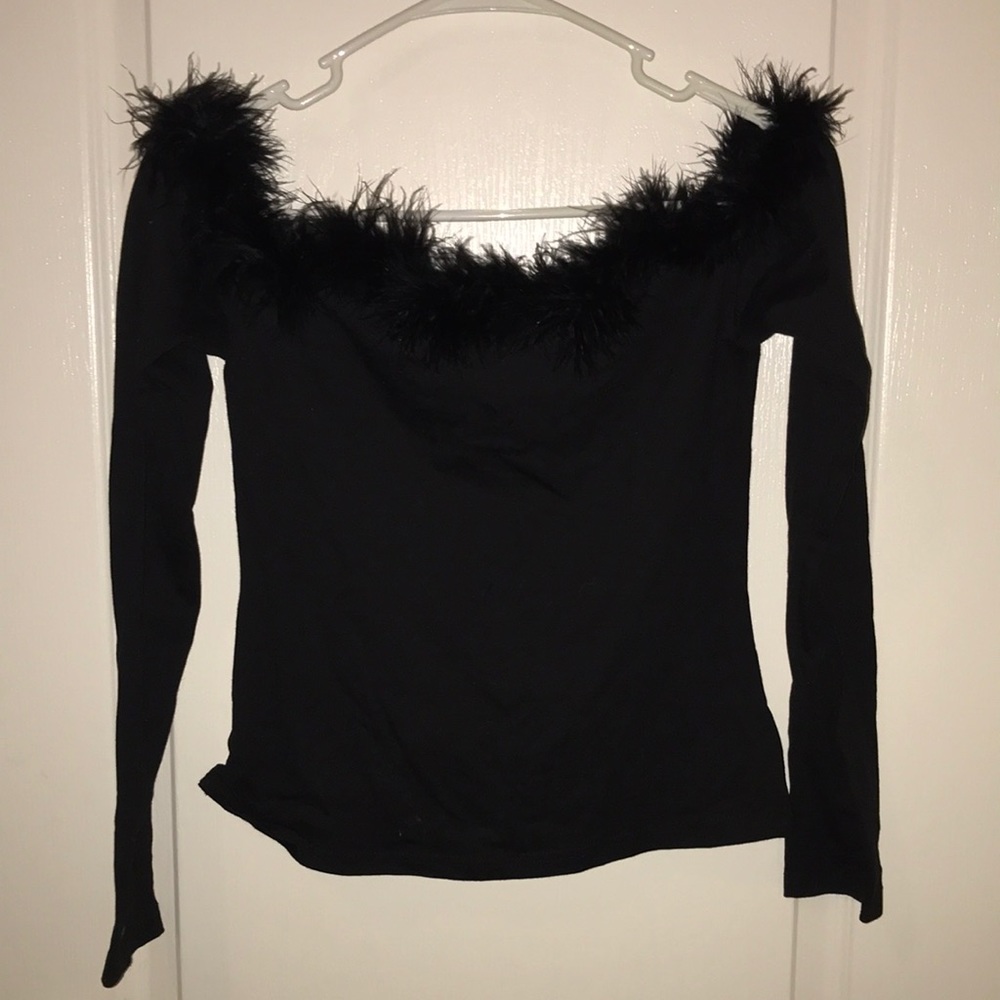 Black off the shoulder long sleeve with fur